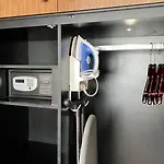 Xo Park West Hotel 4*