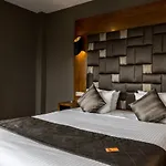 Xo Park West Hotel 4*