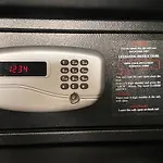 Otel Xo Park West 4*