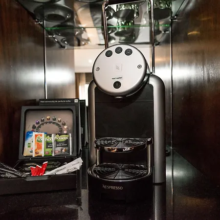 Xo Park West Szálloda 4*