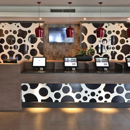 Hotell Xo Park West