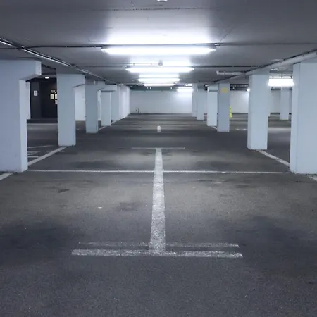 Xo Park West Szálloda