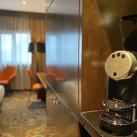 Xo Park West 4* Amszterdam