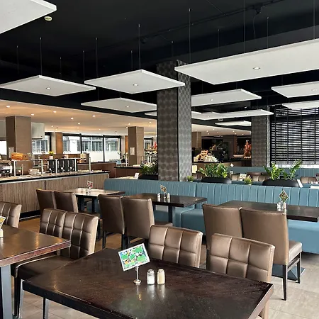 Hotell Xo Park West 4*