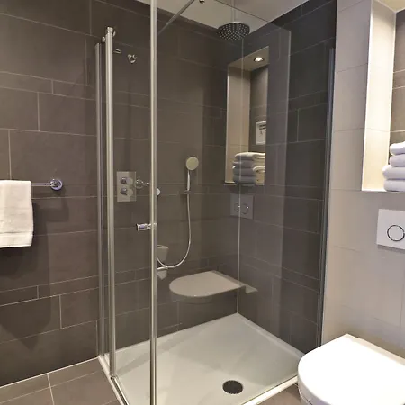 Xo Park West Hotell 4*
