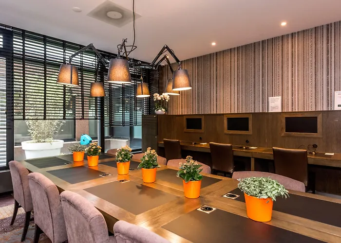 Xo Park West Hotel 4*