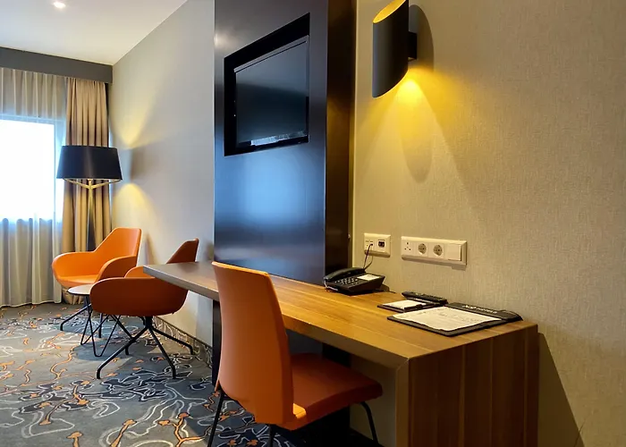 Hotel Xo Park West 4*