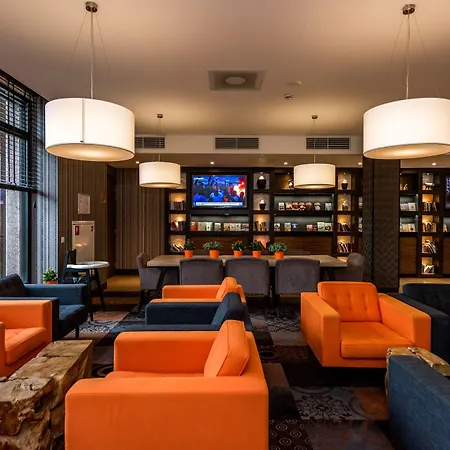 Xo Park West Hotel